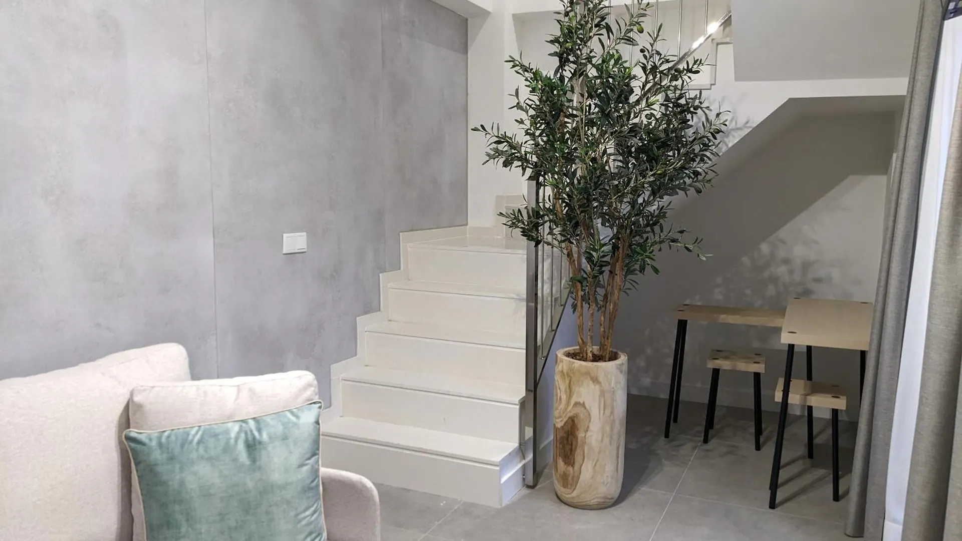 Weflating Fira Apartment L'Hospitalet de Llobregat 0*,